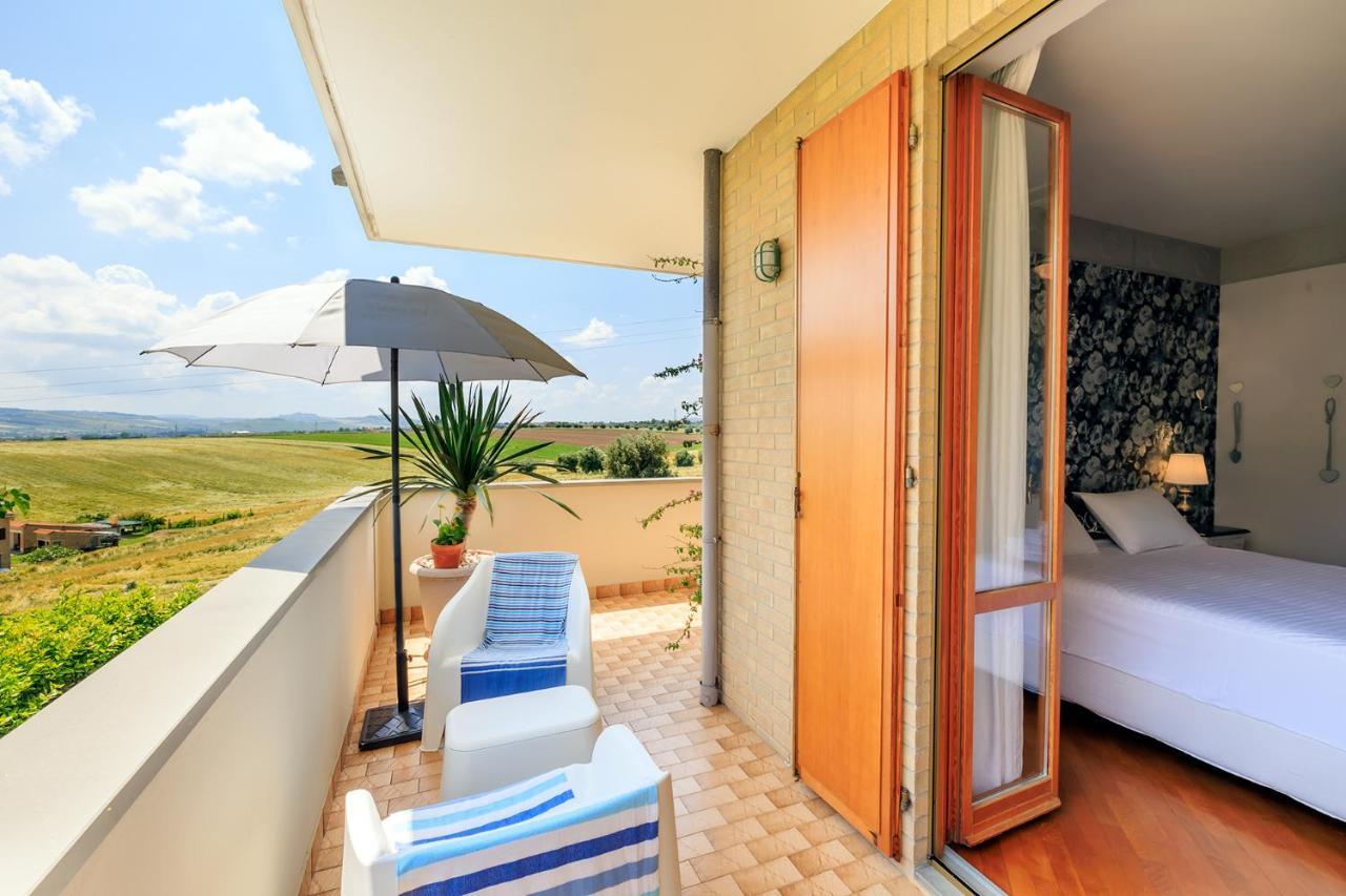 B&B Il Tiglio Порто-Сант'Ельпідіо Екстер'єр фото