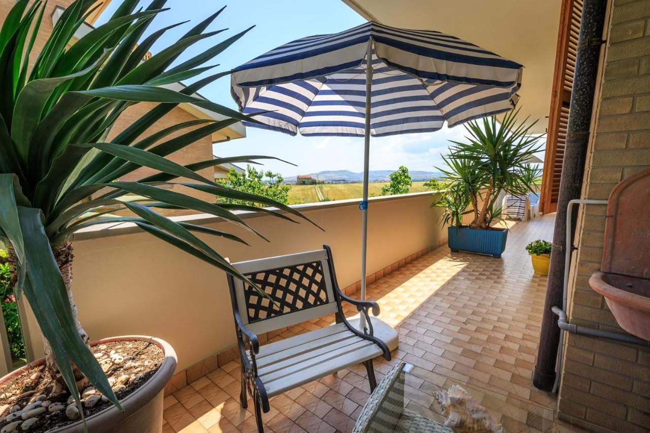 B&B Il Tiglio Порто-Сант'Ельпідіо Екстер'єр фото